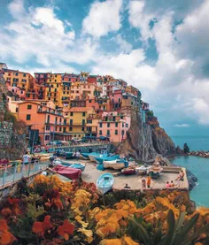 نمایی جالب توجه و رنگارنگ از شهر مانارولا در شمال ایتالیا