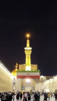 ⭕️نصب پرچم جمهوری اسلامی در حرم مطهر رضوی به مناسبت ۱۲ فر