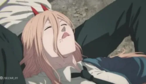 داداش فک نمیکنی زیادی بدجایی دراز کشیدی؟😂😂