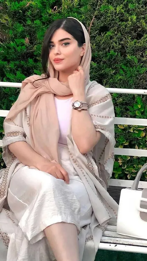 تصاویر جذاب دنی زلزله😍