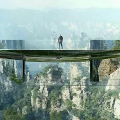 مرتفع‌ترین پل شیشه‌ای جهان در#چین، با استقبال بی‌نظیر موا