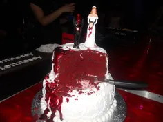 کیک عروسی خونی