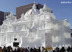 قصر بسیار زیبا، ساخته شده از برف ..!!