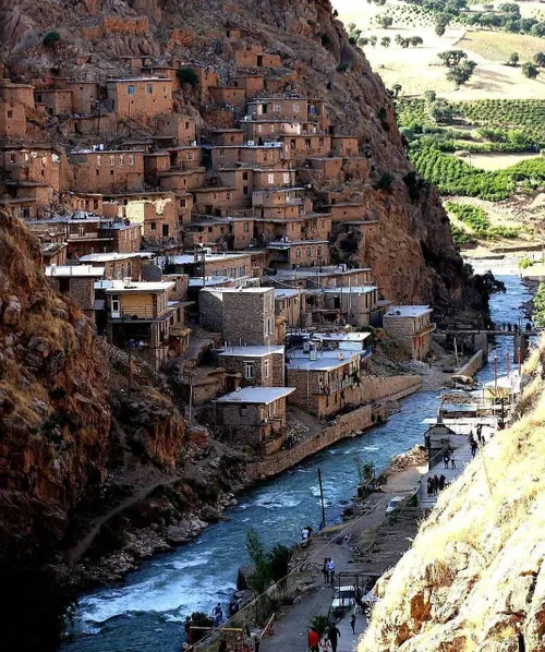 پالنگان یکی از روستاهای زیبای دهستان ژاورود از توابع شهرس