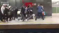 رفتار وحشیانه در مترو