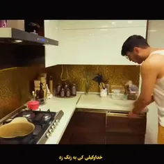 خودتو برای کسی که بهت اهمیت نمیده و حتی جواب سلام تو رو ن