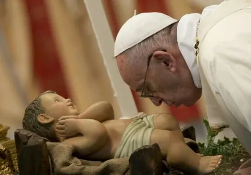 پاپ-فرانسیس رهبرکاتولیکهای-جهان درآستانه سال نومیلادی برپ