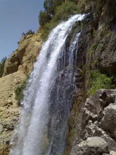 #ایرانگردی، آبشار چکان از شگفتی‌های طبیعت لرستان