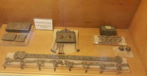 زیورآلات زنان موزه مردم شناسی و حمام آقا نقی اردبیل