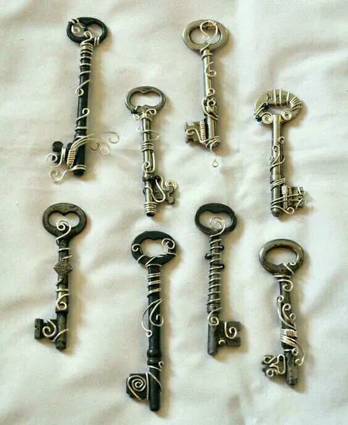 دکوری و خلاقیت با کلیدهای قدیمی