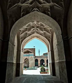مسجد عتیق شیراز از نمایی دیگر