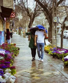 به گلستان نروم تا تو در آغوش منی...