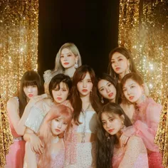 گروه TWICE اولین اکت خارجیه که 1000 هفته رو در Billboard 