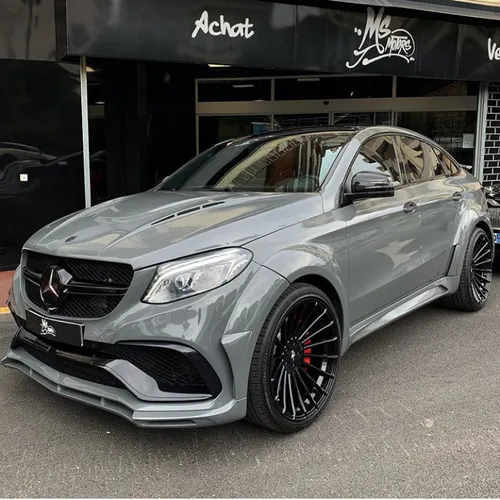 Mercedes Benz-