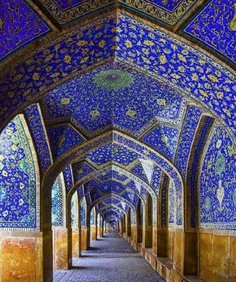 شاهکار معماری و توازن در#معماری مسجد امام، اصفهان 👌