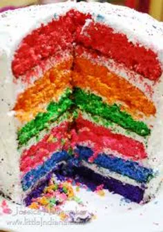 چه کیک هفت رنگی...