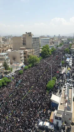 جمعیت عظیم #مردم_ایران در تشییع پیکر #شهید_رئیسی ، تهران 