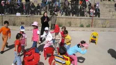 در مهد کودک های ایران 9 صندلی میذارن و به 10 بچه میگن هر 