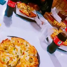 یه شب خوووی... منو مامی و ددی.....رستوران پلس😊 😊 🍕 🍕 🌯