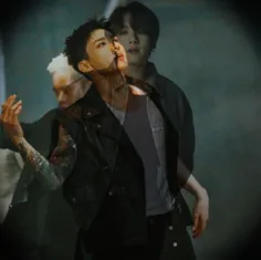 خوابم میومد چشمام باز نمیشد الانم چشمام باز نمیشه