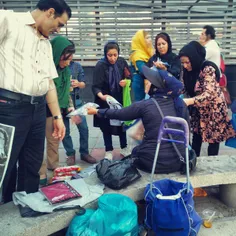 #dailytehran #Life #Tehran #Iran #people #street #peddler