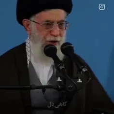 مامانم بچه که بودم خیلی قهر میکرد باهام. بی‌دلیل. مدام با