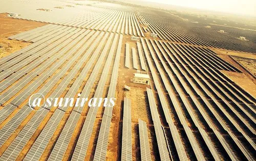 🌻 مزرعه خورشیدی Narendra Modi در Madhya Pradesh در کشور ه