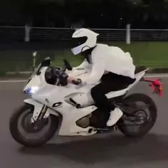 🏍️🫶🏻