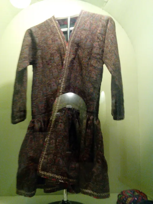لباس مردان در دوره ی قاجاریه