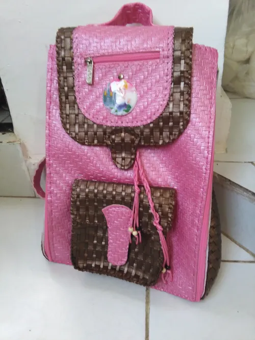 این کیف واسه خواهرم درست کردم خوشگله لطفا نظر بدین