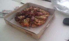پيتزا به رسم مرغابي