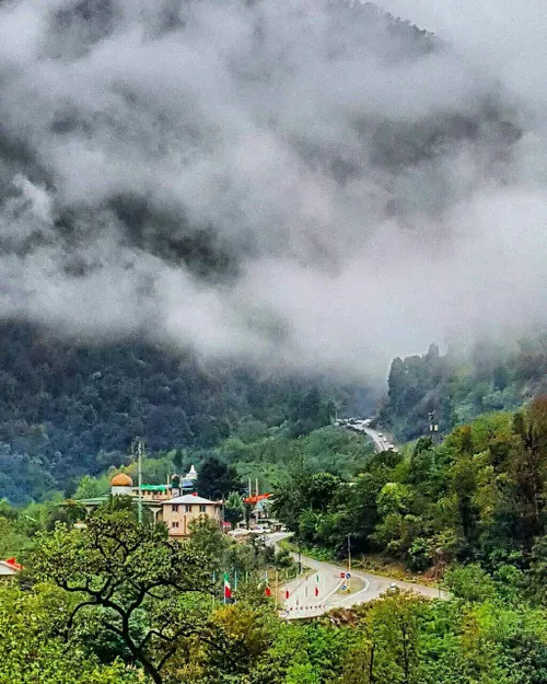تصویری زیبا از روستای سیاحتی، زیارتی "شالما" در دوازده کی