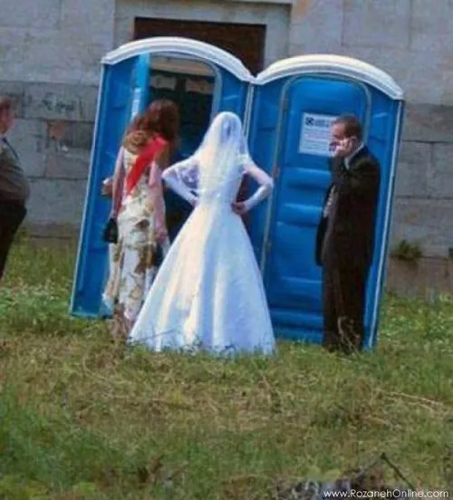 عروس داماد تو صف. توالت عمومی، نوبره