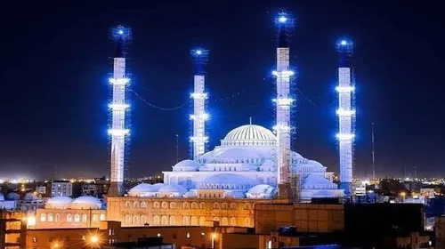 مسجد جناب مولوی وسط زاهدان!