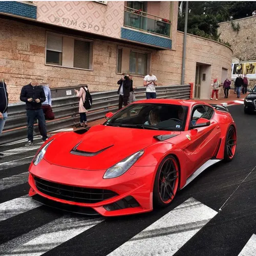 Ferrari-F12 Berlinetta