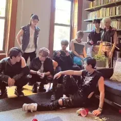 https://www.thetopfamous.com/the-top-best-kpop-boy-groups/#google_vignette%E2%80%8C