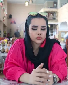 لطفاً فالوم کنید