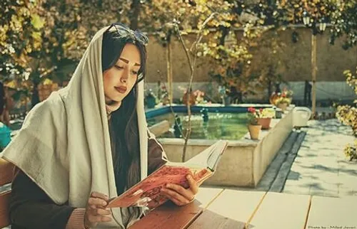 تنها فردی که لایق عشق است،