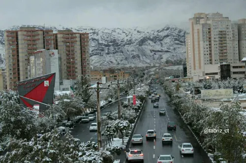 ✅ نمایی زیبا و برفی از کوه عینالی و خیابان گلکار تـبـریـز