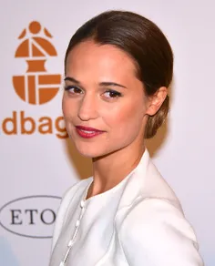 Alicia Vikander 9