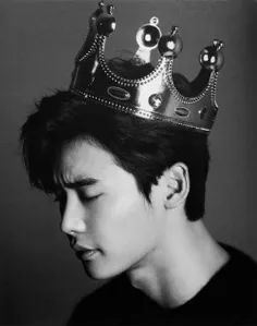 👑  lee jong suk