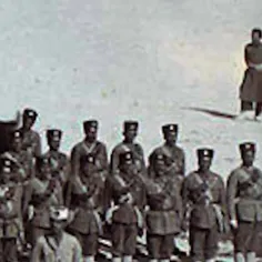 تصویری از رژه سربازان ایران قدیم ار سربازان قاجار