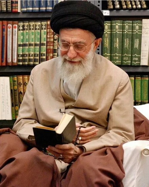 امام خامنه ای