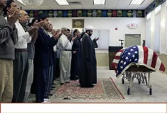 حاج اقا نماز میت رو رو سرباز امریکایی کشته شده در عراق می