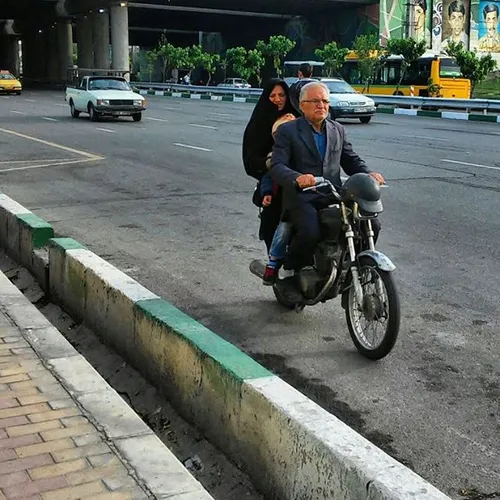 dailytehran life motorcycle motorbike bike oldman streeta