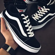 I like Vans❤ ❤ ❤