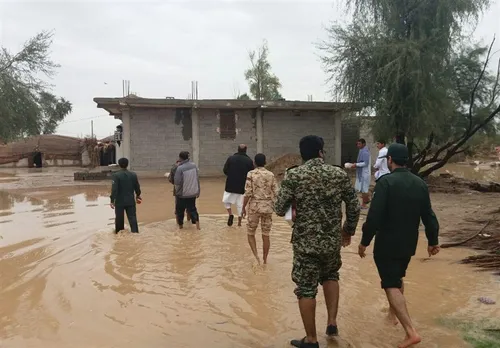 امدادرسانی نیروهای بسیج و سپاه در شهرستان دلگان