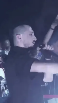 یادتون رفت یاد من موند....