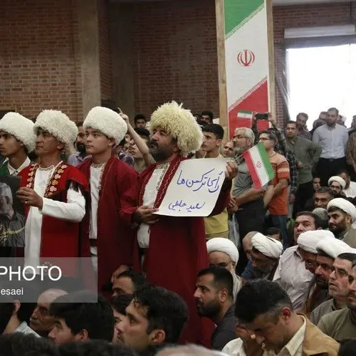 ذکتر سعید جلیلی گلستان استفاده از لباس سنتی ترکمن ها