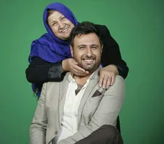 محمد علیزاده به همراه مادرش